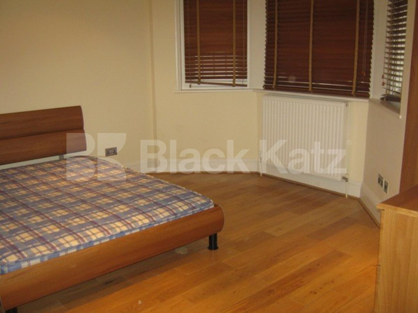 			NEW INSTRUCTION, 2 Bedroom, 1 bath, 1 reception Flat			 Holland Road, Holland Park/Shepherds Bush